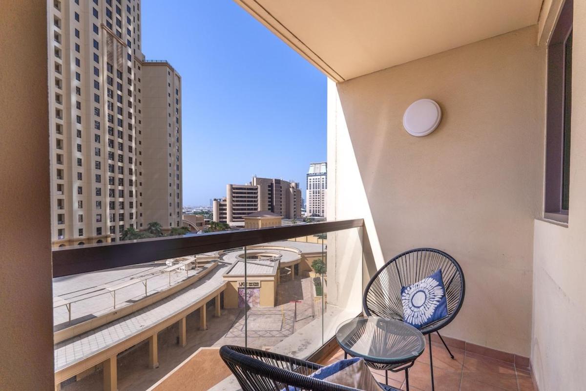Spacious 4 Bedroom In Jbr Apartamento