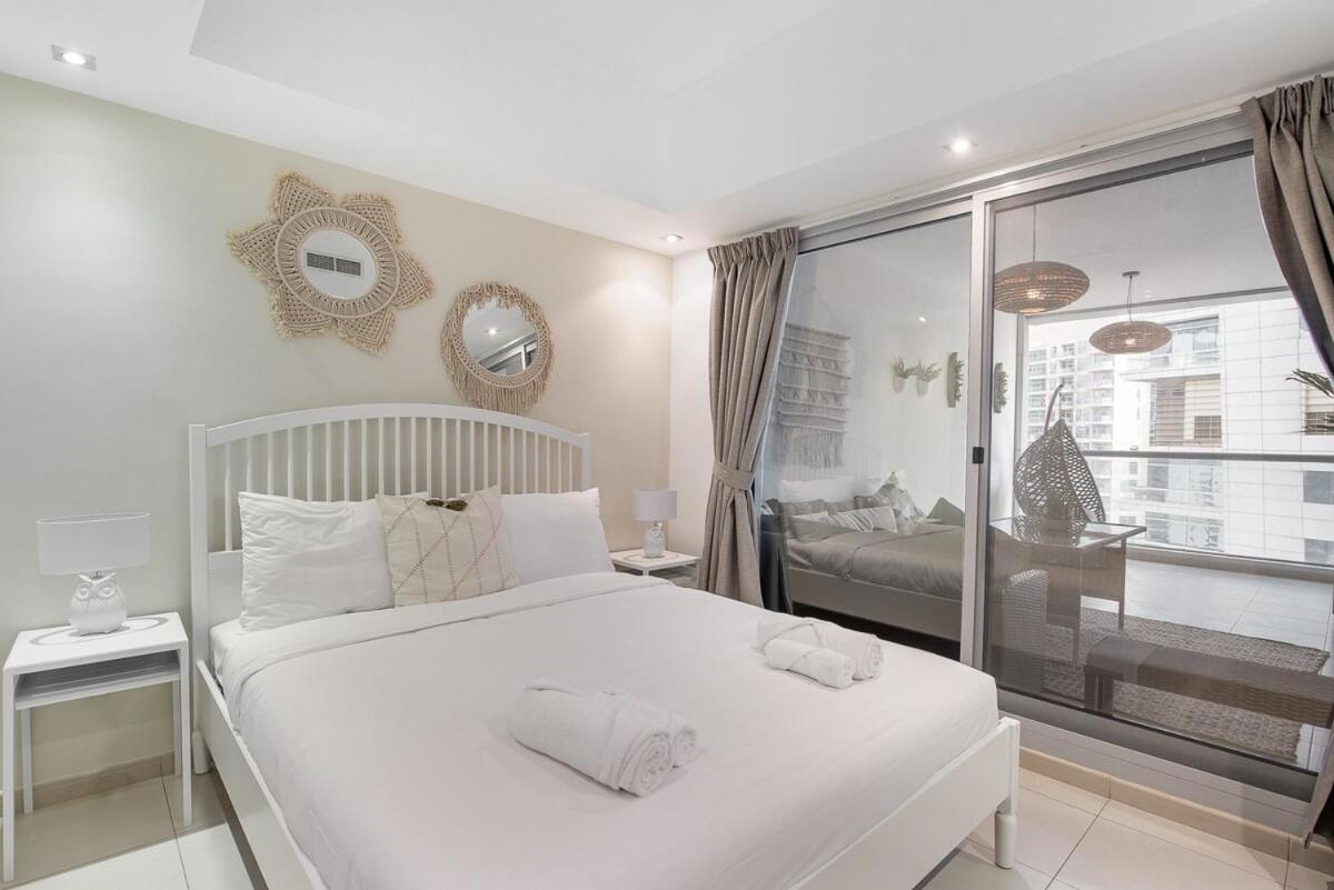 Eye-captivating 3bedroom Near The Beach In Marina