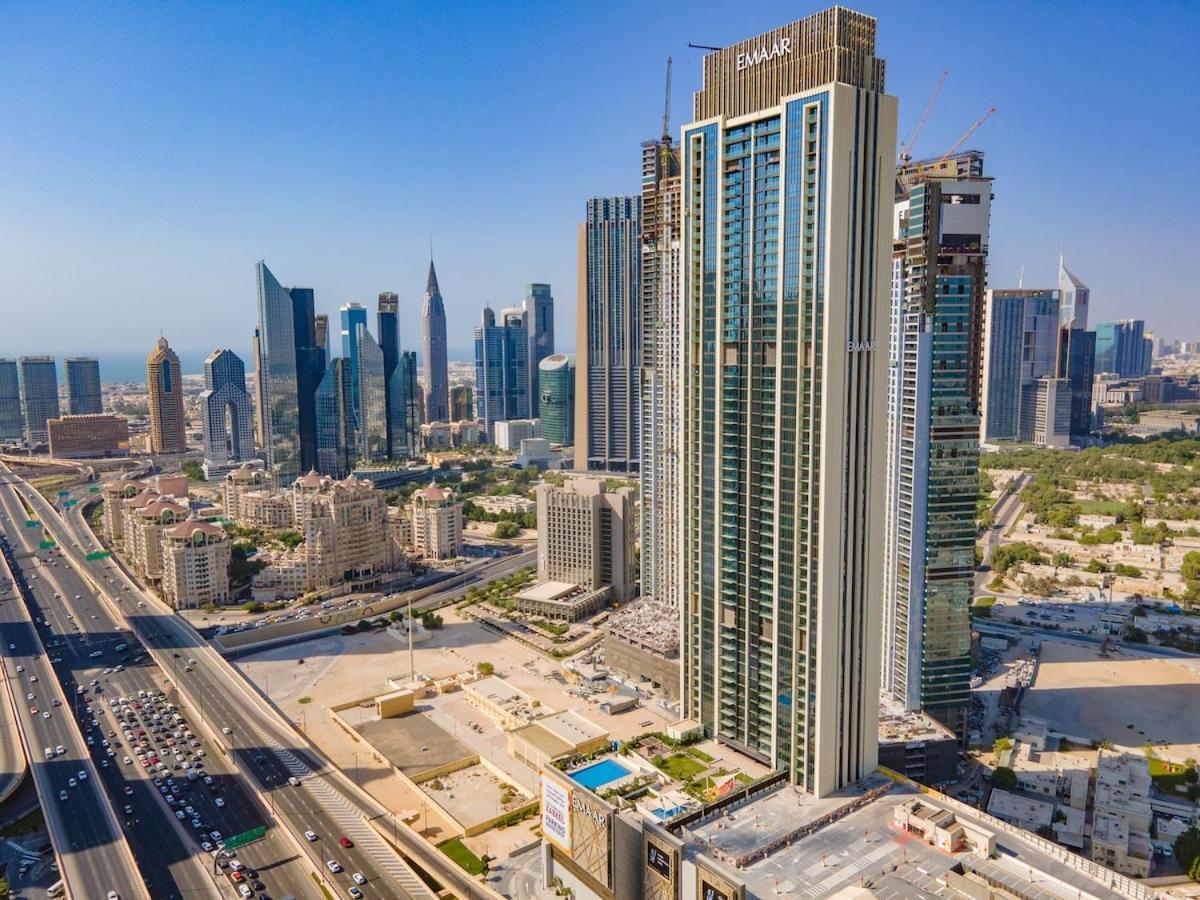 Bright & Beautiful 2-bedroom In Downtown * Dubaï