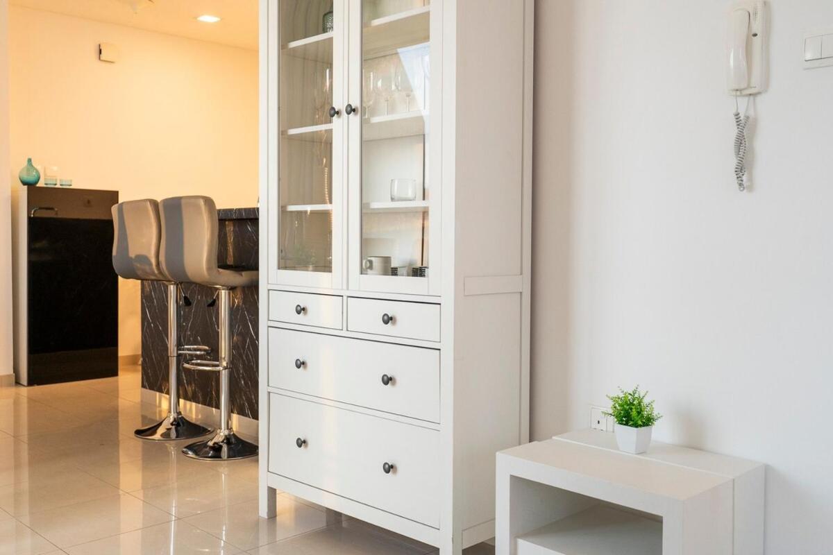 Cozy Spacious 1-bedroom Haven In Marina * Dubai