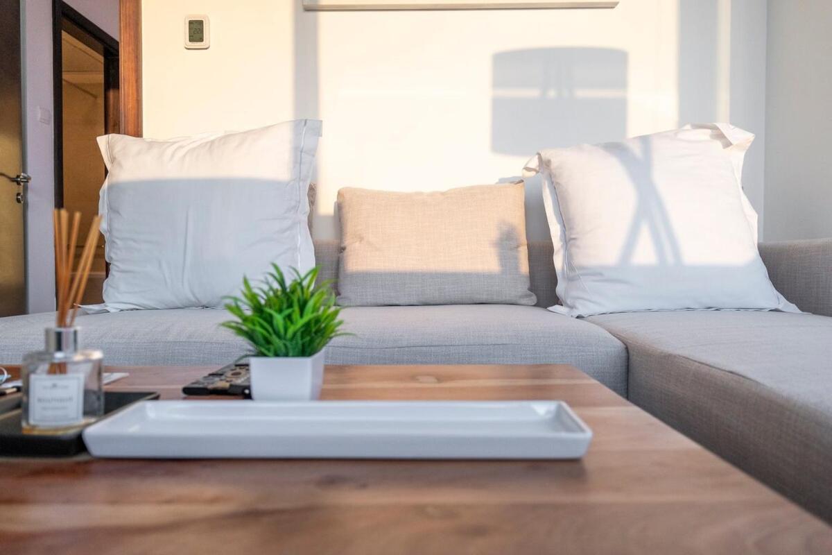 Cozy Spacious 1-bedroom Haven In Marina * Dubai