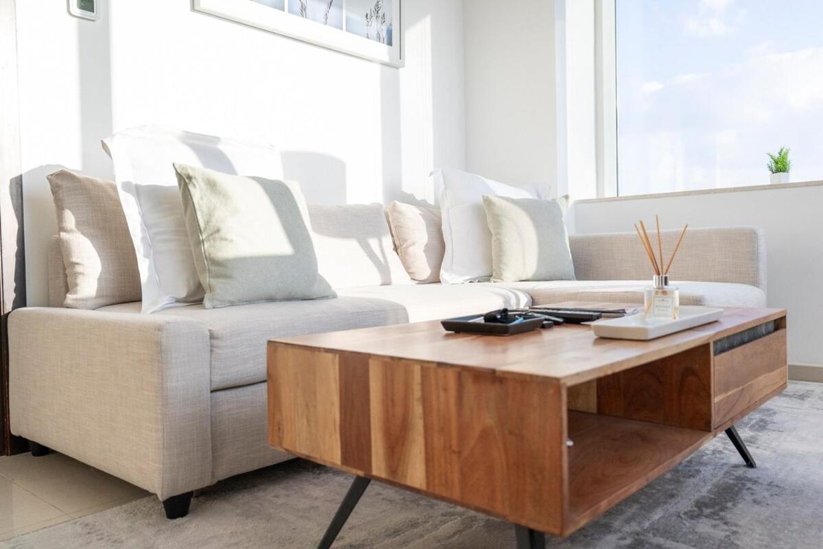 Apartamento Cozy Spacious 1-bedroom Haven In Marina Dubai