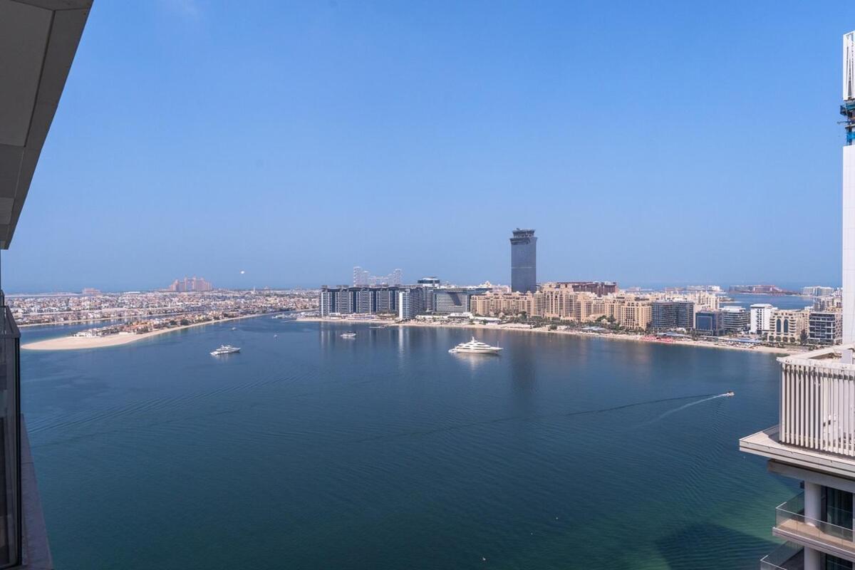 Luxury 1-bedroom At Emaar Beachfront Apartamento Dubái