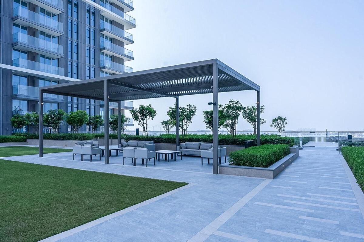 Luxury 1-bedroom At Emaar Beachfront Dubái