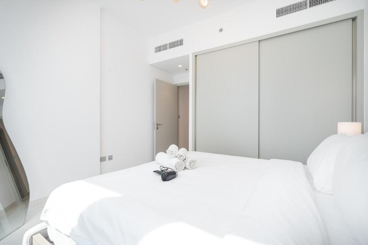 Luxury 1-bedroom At Emaar Beachfront Apartamento *