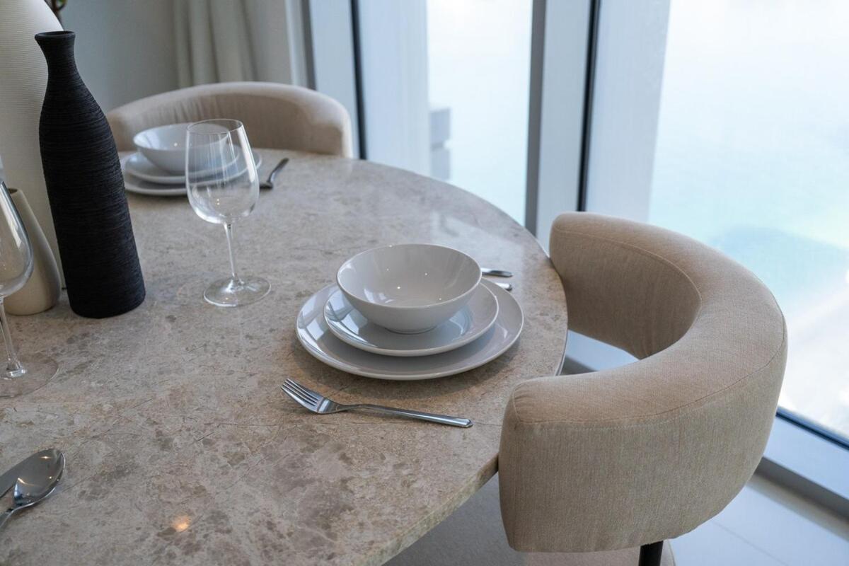 Luxury 1-bedroom At Emaar Beachfront Apartamento *