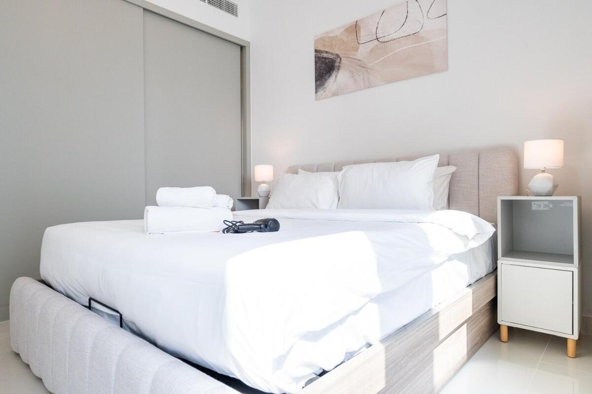 Luxury 1-bedroom At Emaar Beachfront Dubái