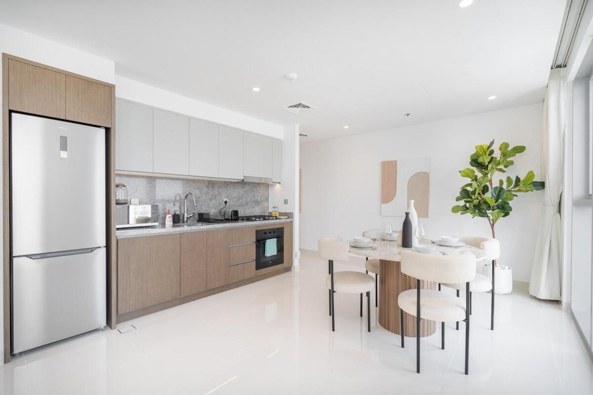 Luxury 1-bedroom At Emaar Beachfront Apartamento *