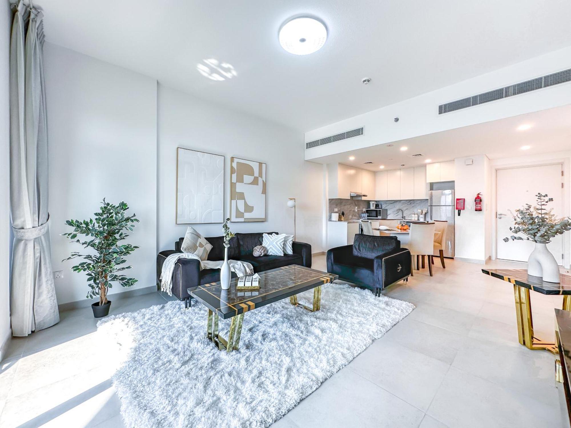 Ultra Luxury Flat With Amazing Pool Near To Burj Dubaï
