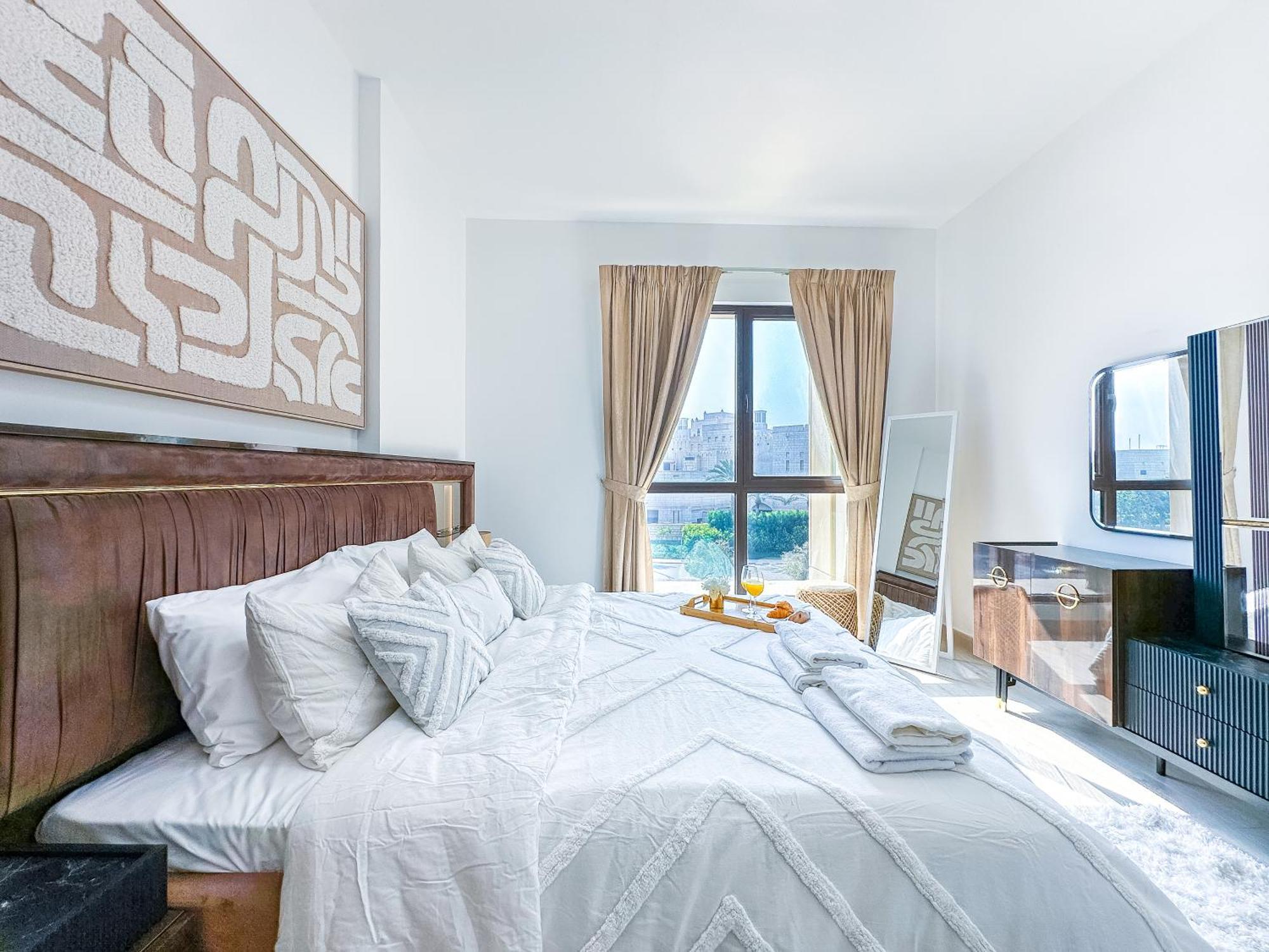 Ultra Luxury Flat With Amazing Pool Near To Burj Dubaï