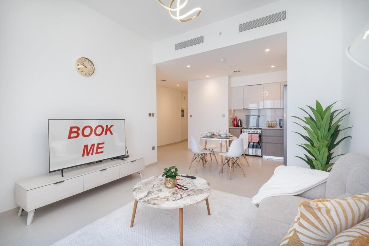 Posh 2-bedroom Flat In The Heart Of Downtown, Dubai! *