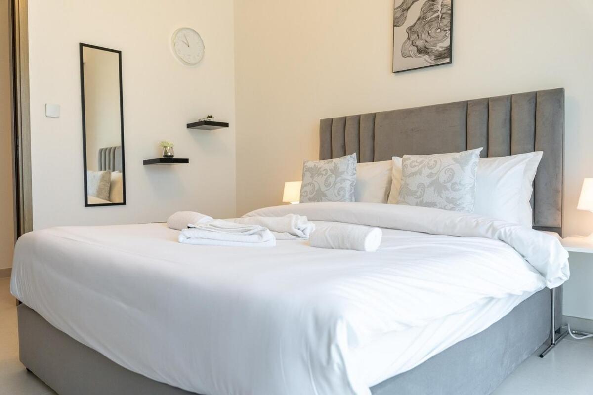 Apartamento Posh 2-bedroom Flat In The Heart Of Downtown, Dubai!
