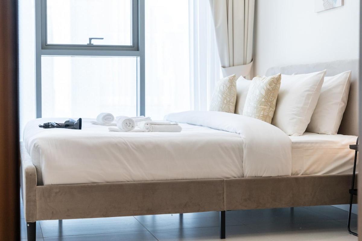 Apartamento Posh 2-bedroom Flat In The Heart Of Downtown, Dubai!