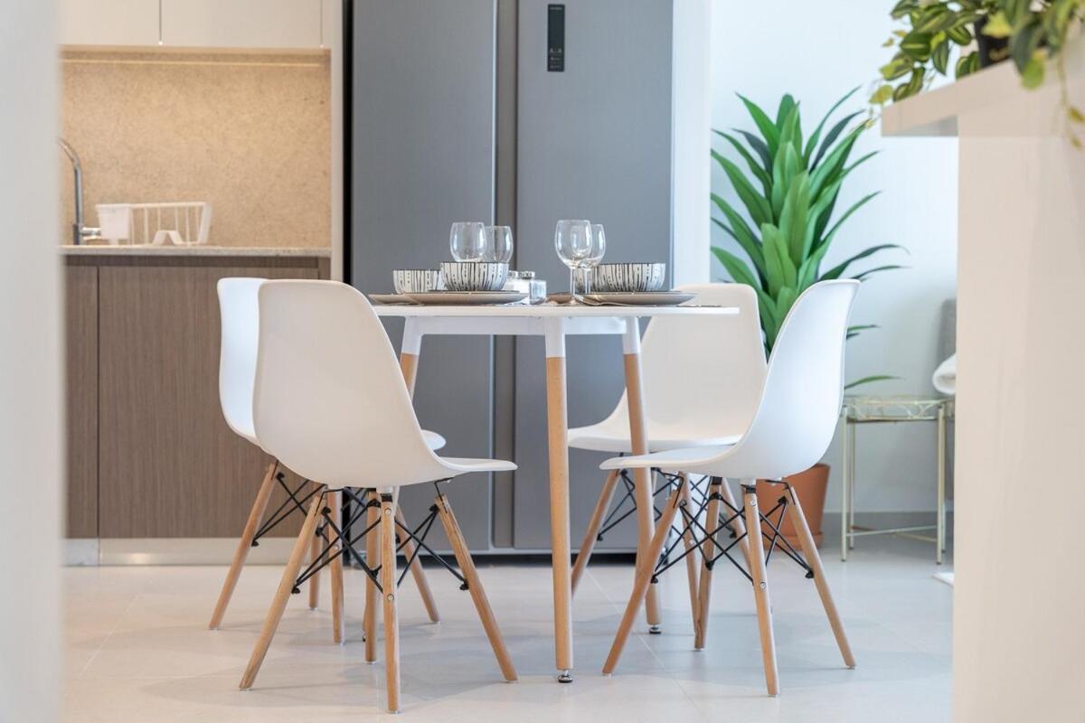 Posh 2-bedroom Flat In The Heart Of Downtown, Dubai! Apartamento Dubái