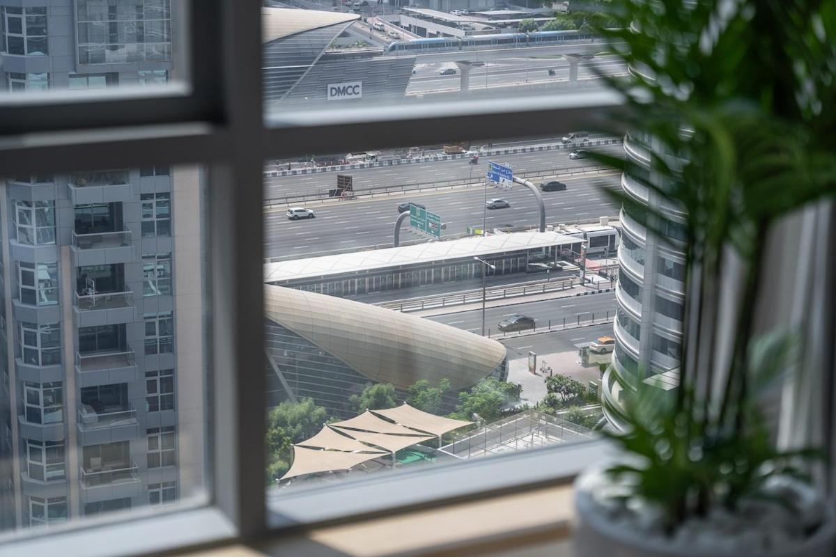 Luxury 7-sleeper With Spectacular Views In Marina Dubaï