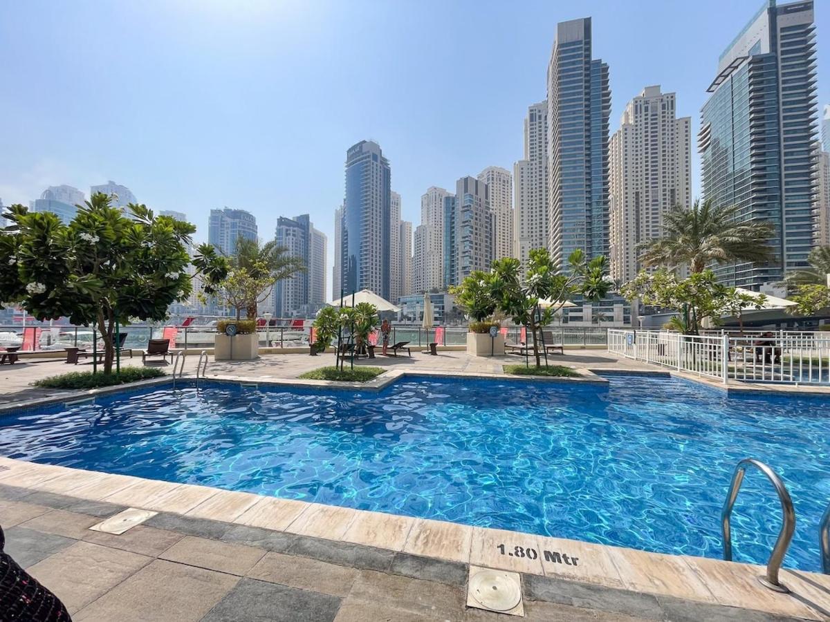 Luxury 7-sleeper With Spectacular Views In Marina Apartamento