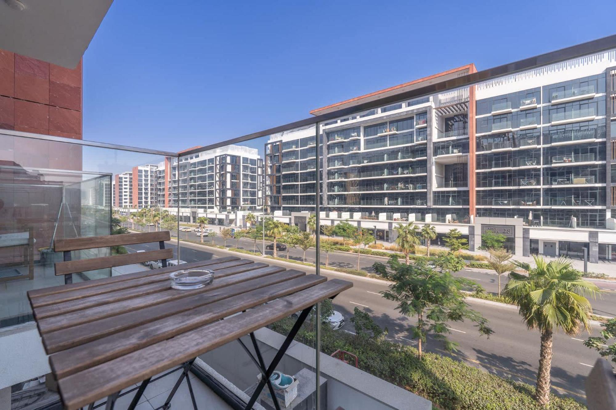 Apartment Sleek In Azizi Riviera Meydan! *
