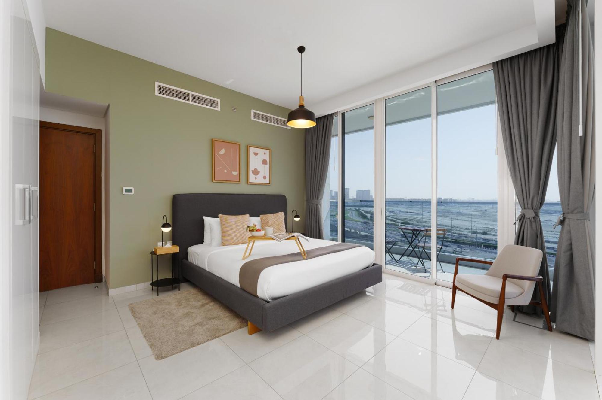 Maison Privee - Modern Business Bay Retreat With Canal Views