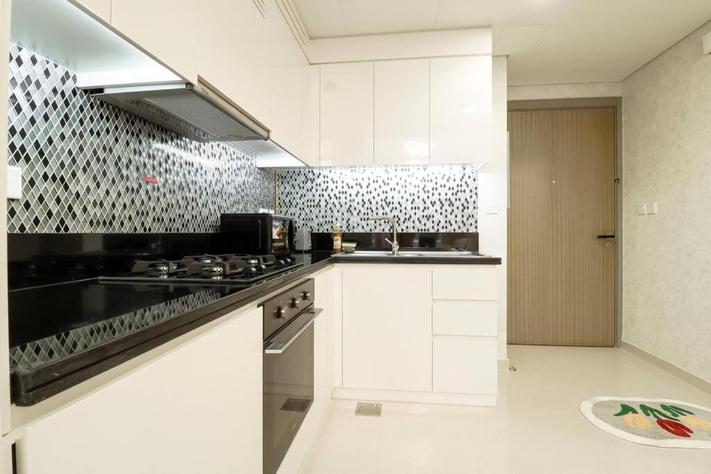 Appartement Deluxe One Bedroom With Balcony In Dubaï