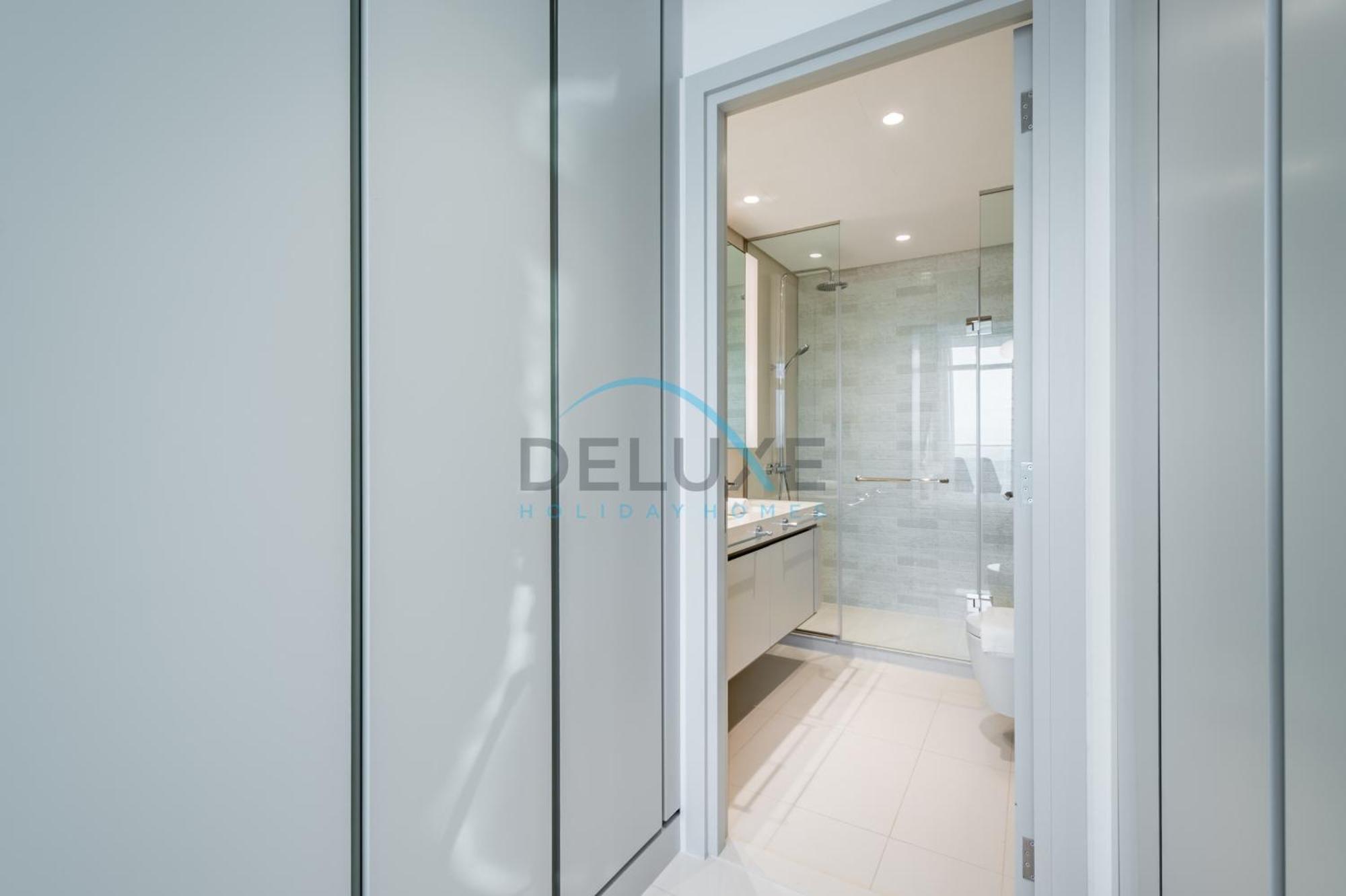 Classy 3br With Assistant At Sunrise Bay Tower 1 Emaar Beachfront, Marina By Deluxe Homes Dubaï