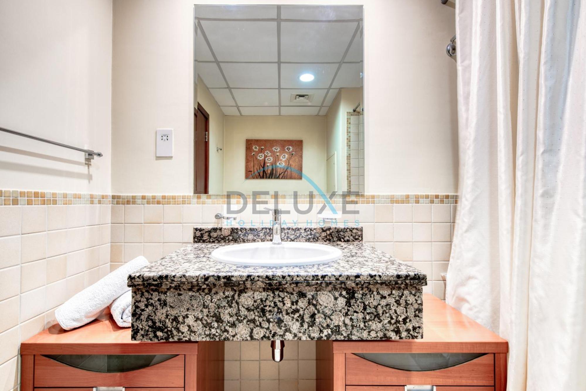 Ain & Sea Views 2br Unit Close To Beach, Shams 4, Jumeirah By Deluxe Homes * Dubaï