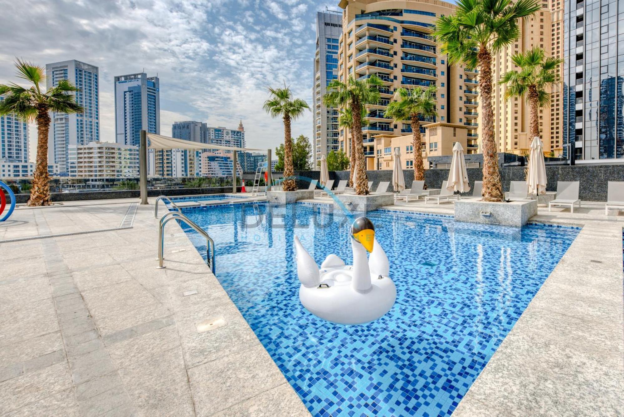 Cozy 1br Getaway In Sparkle Tower 3, Marina Buy Deluxe Homes Apartamento