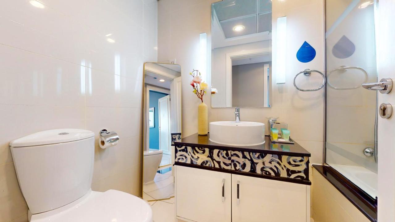 The Signature - Two Bedroom In Downtown *