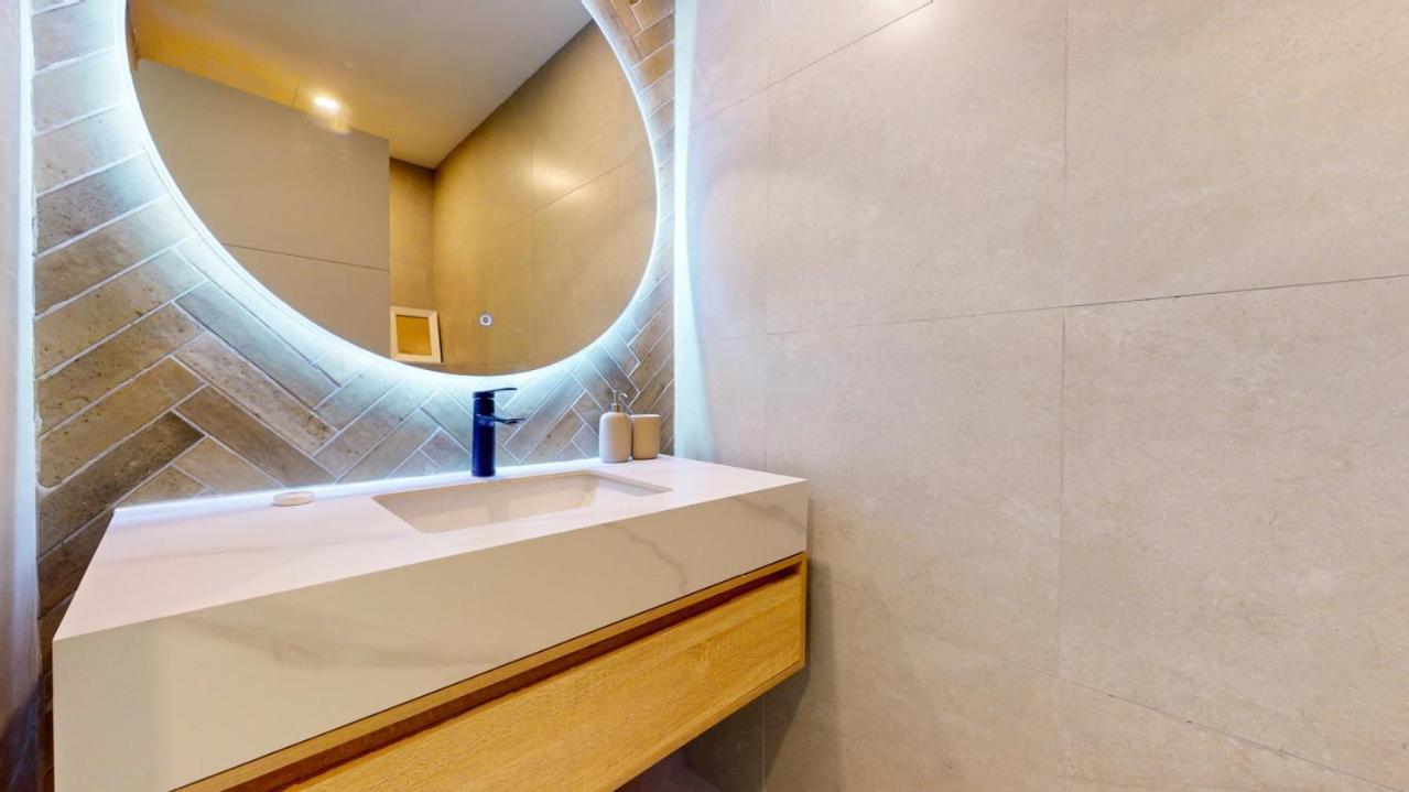 The Point Tower - Vibrant One Bed In Marina Apartment Dubai
