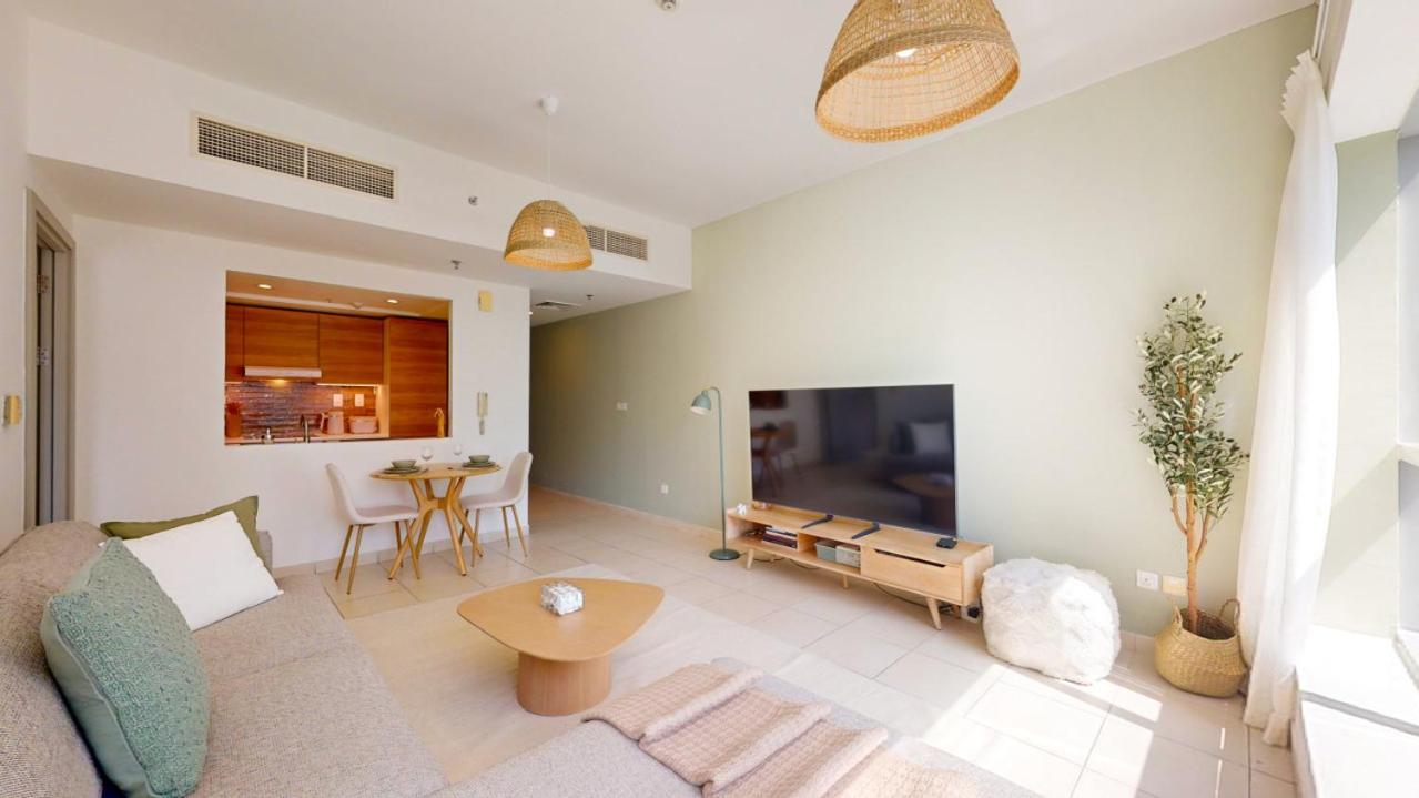 The Point Tower - Vibrant One Bed In Marina Apartment *