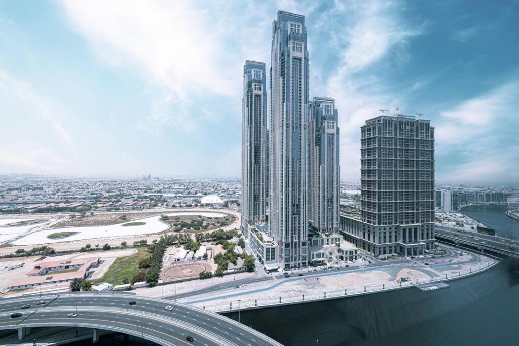 Luxury 1-br With View In Business Bay * Dubaï