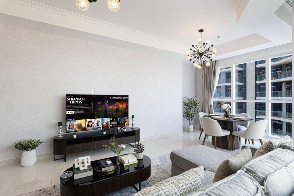 Appartement Luxury 1-br With View In Business Bay *