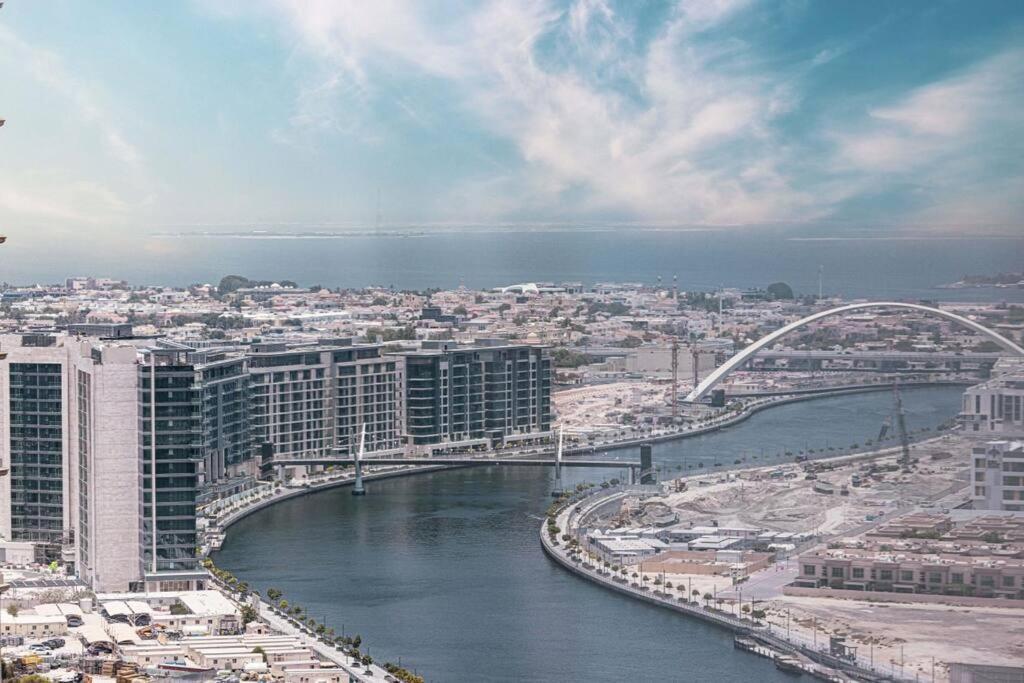 Luxury 1-br With View In Business Bay Appartement