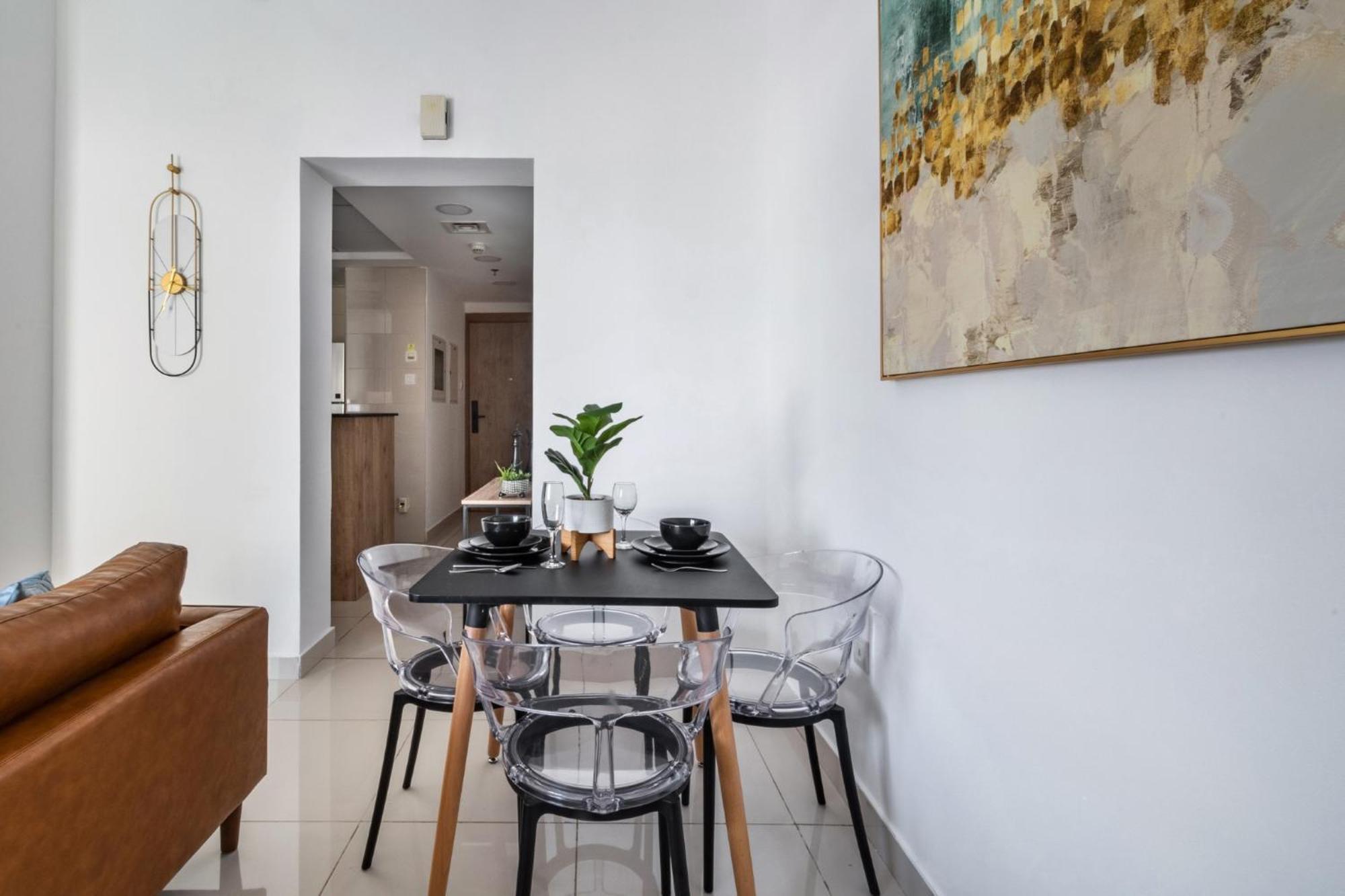 Stunning Space With Full Marina View Hébergement de vacances *