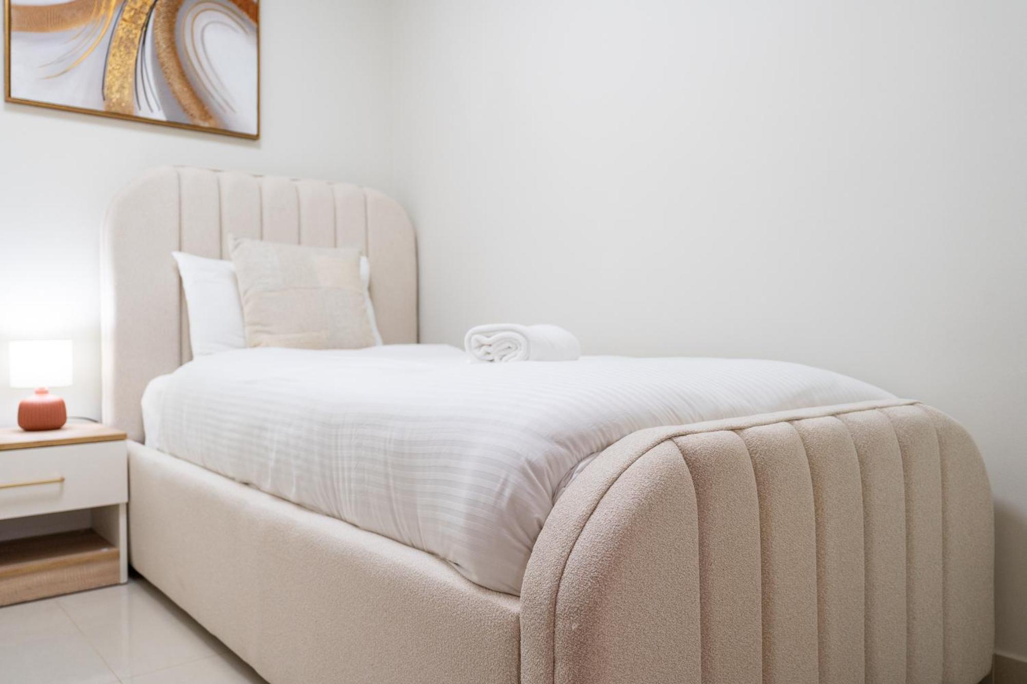 Heaven Crest Downtown - And 1 Bedroom 2 Minute Walk To Mall And Burj Khalifa Dubai
