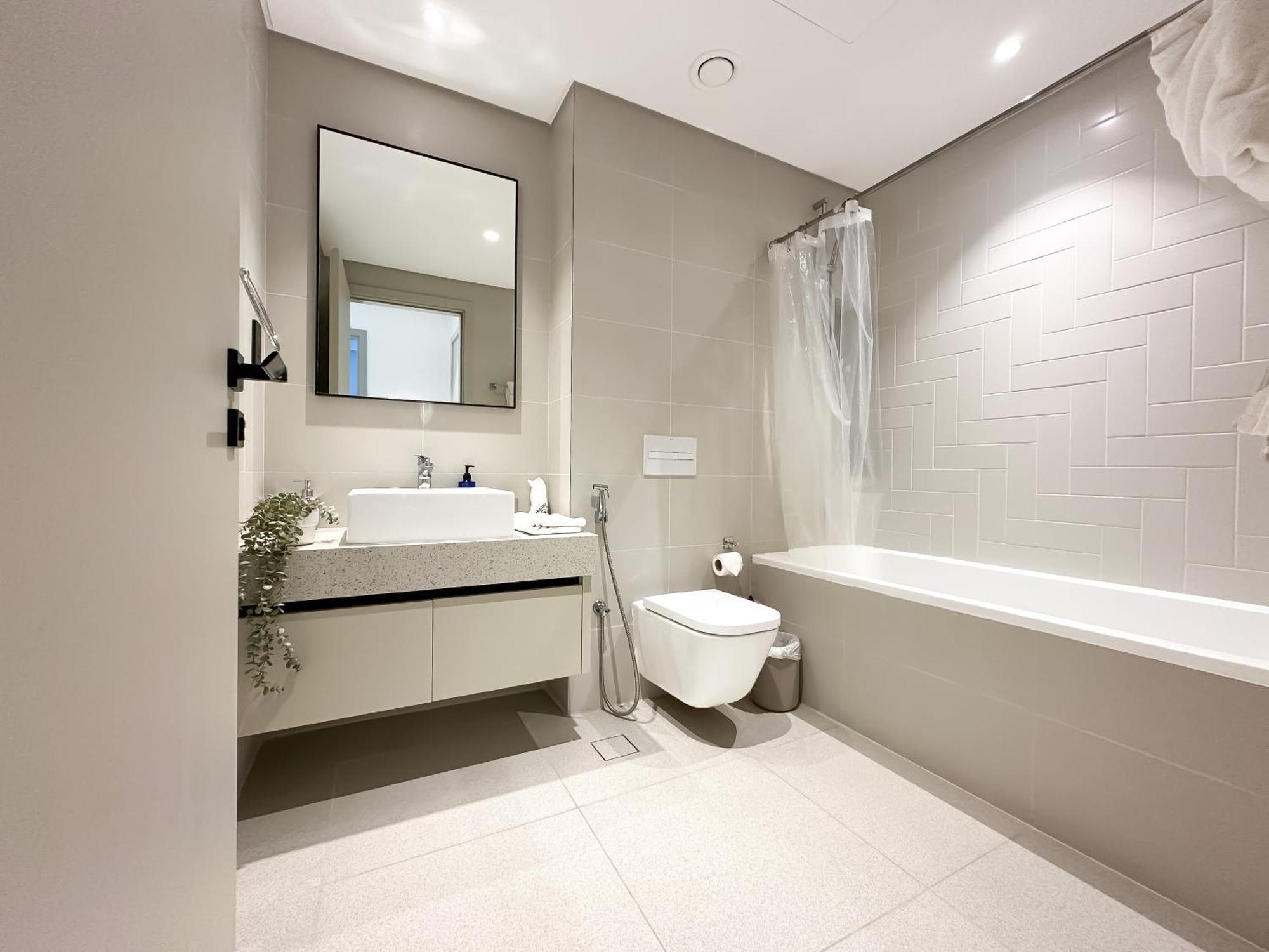 Trophy - Marina Vista Sea View Apartment