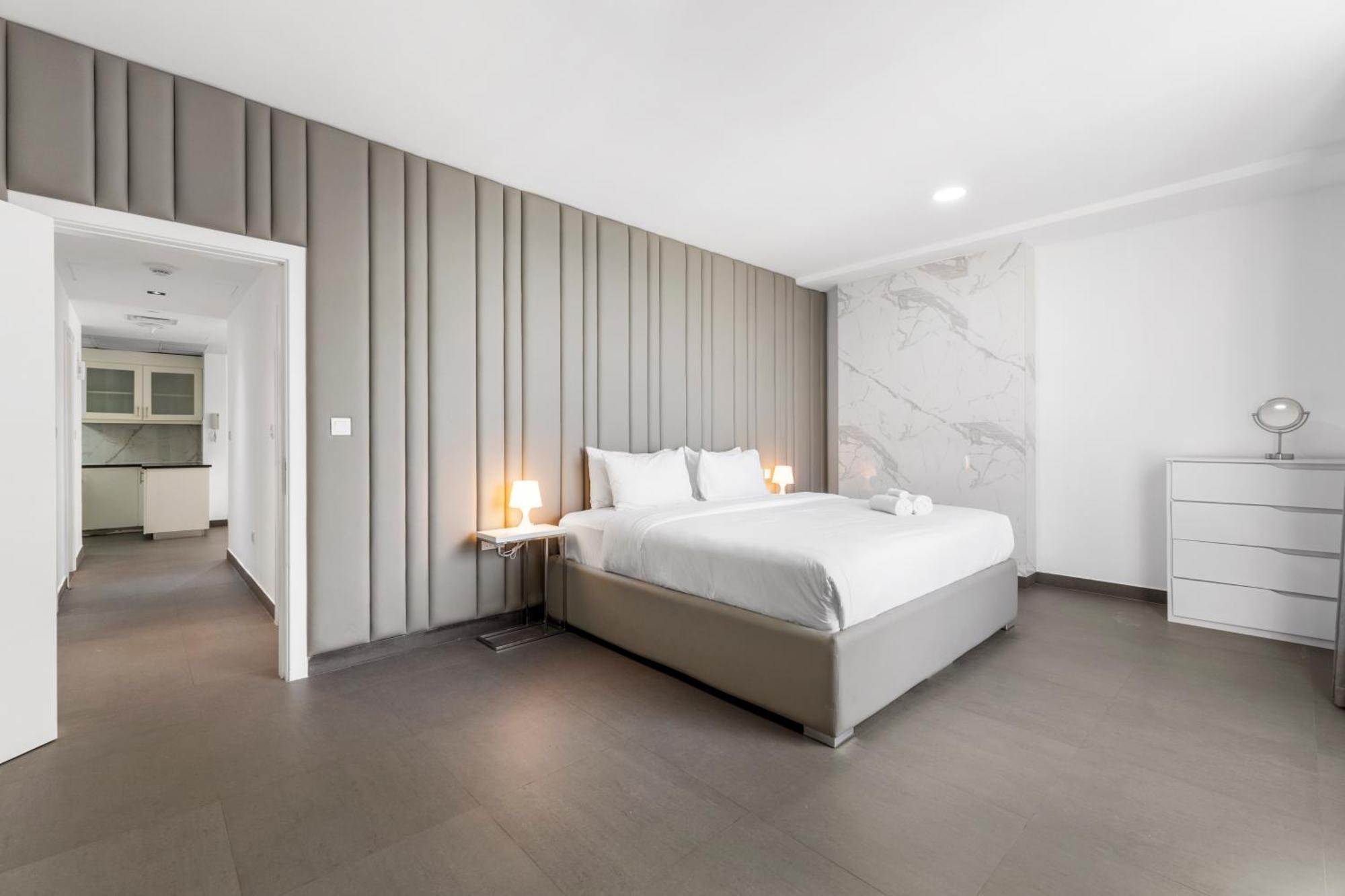 Sea View In Jbr - 2 Bedroom In Front Of The Appartement *