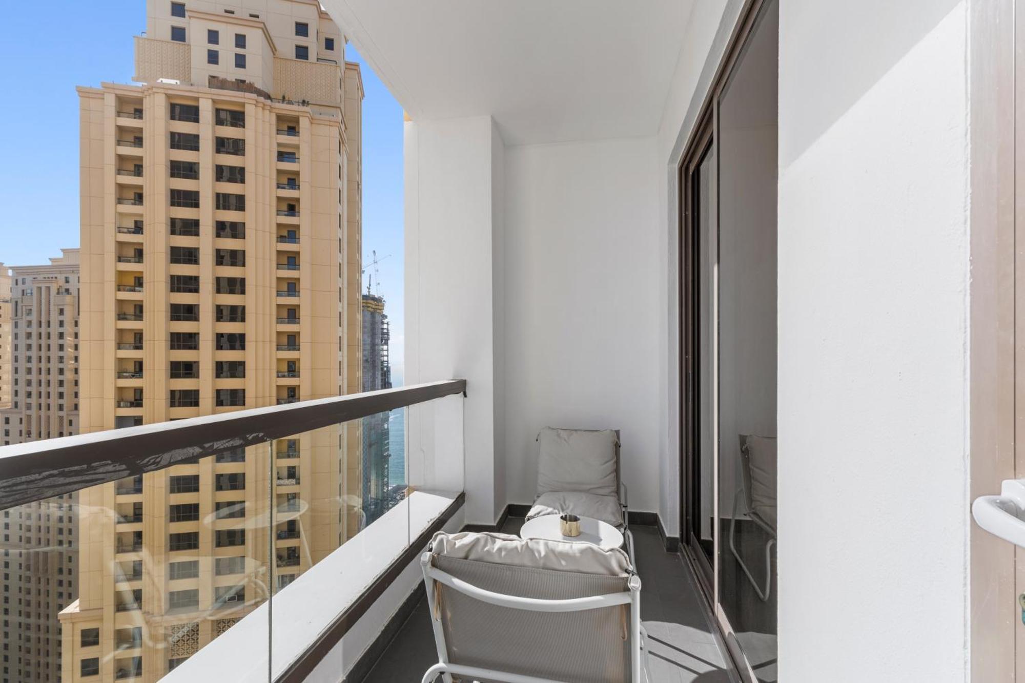 Appartement Sea View In Jbr - 2 Bedroom In Front Of The *