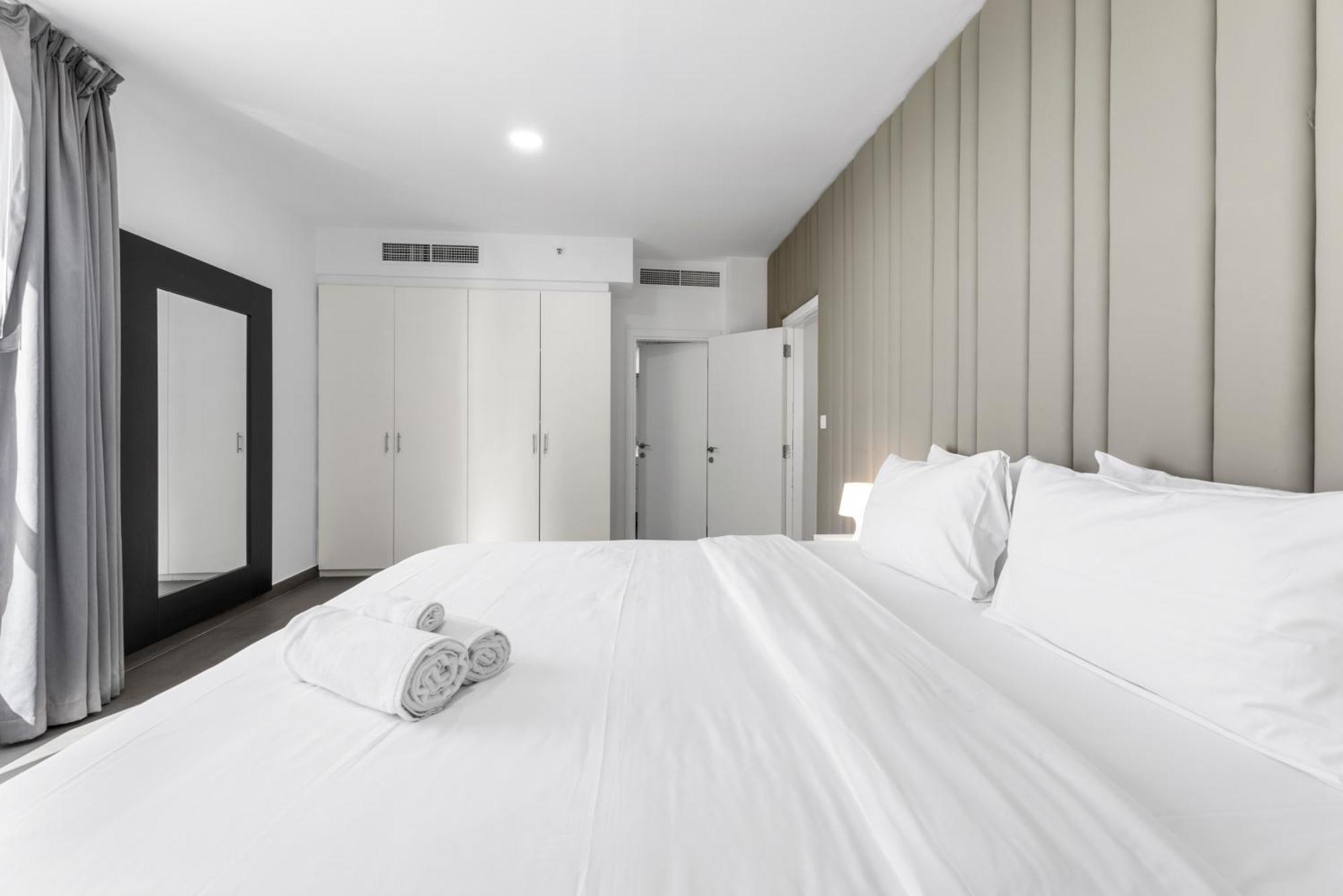 Sea View In Jbr - 2 Bedroom In Front Of The Appartement