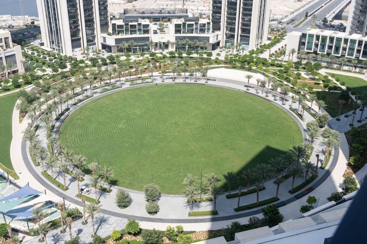 Captivating 1br In Creek Harbour Dubaï