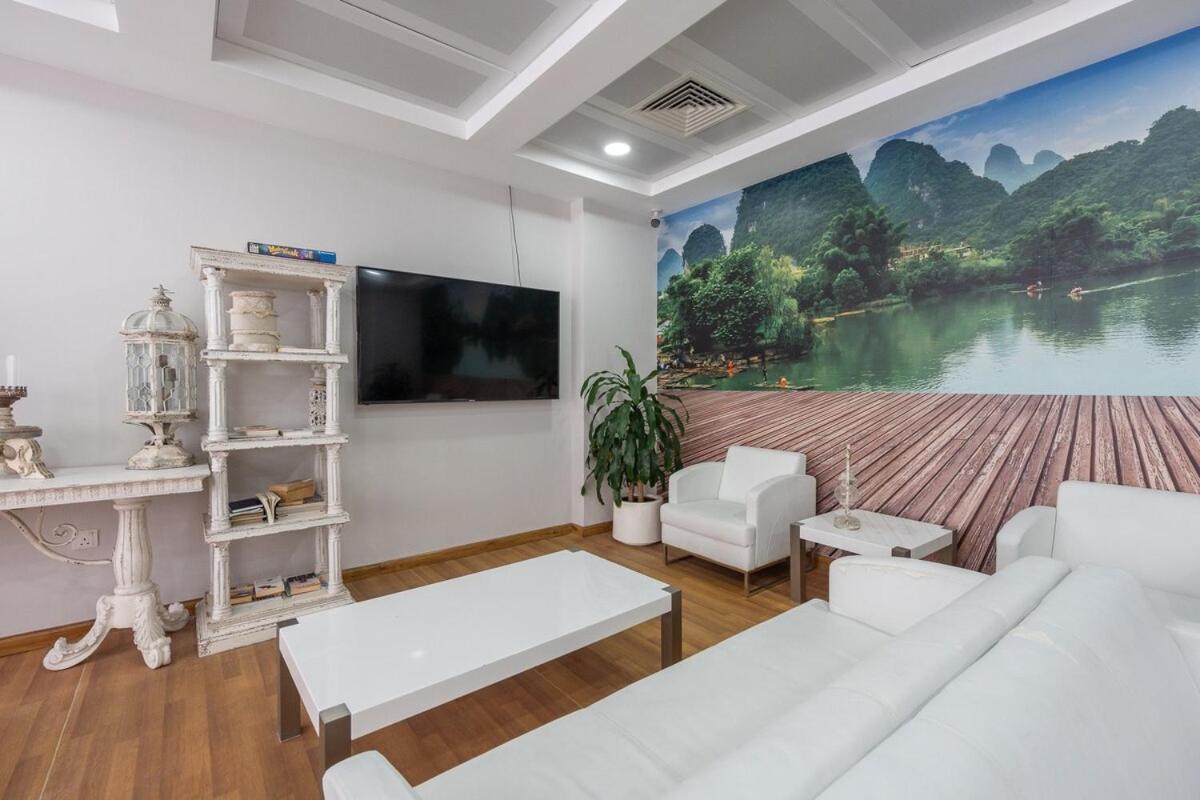 Elegant 2-bedroom With Modern Kitchenette In Jvc Dubaï
