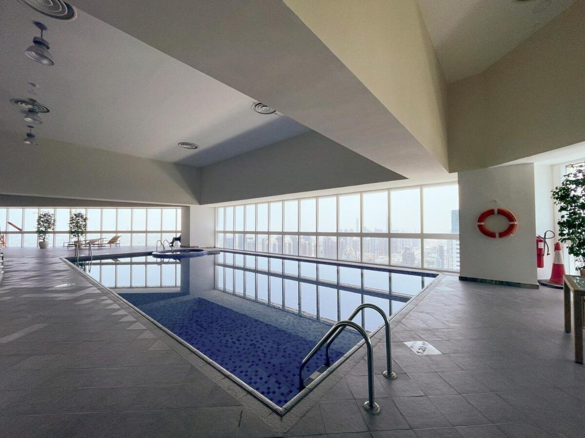 Spacious 3-bedroom With Comfortable Living Area In Marina Apartamento Dubái