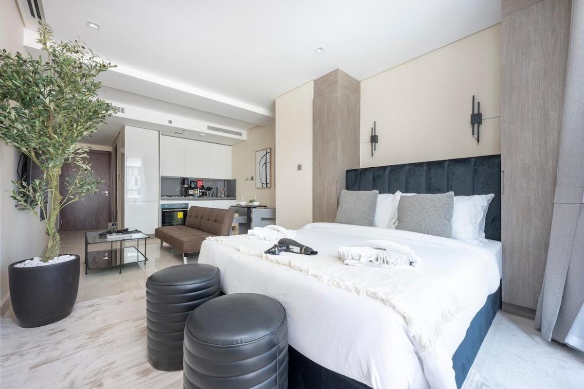 Chic With Compact Kitchen Area In Business Bay Appartement *