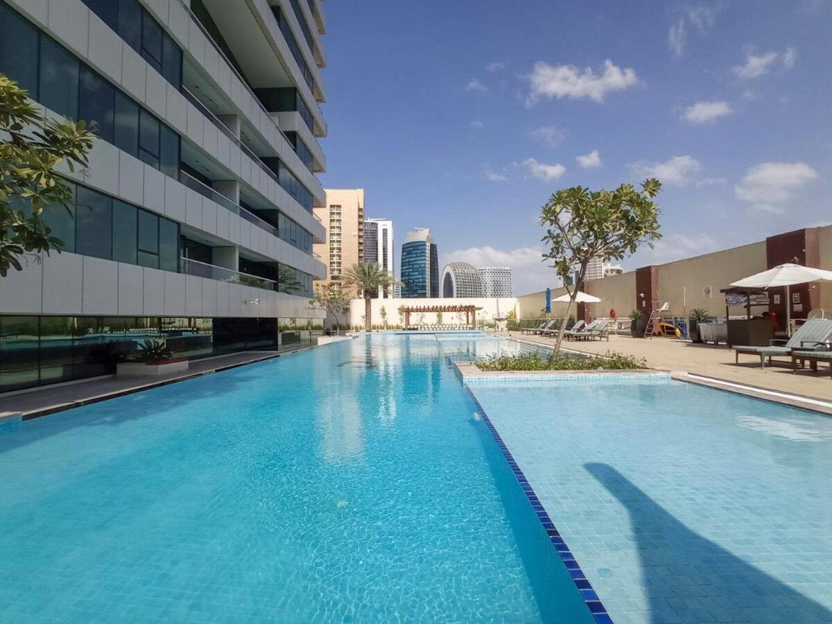 Beautifully Designed 3br With Canal Views In Business Bay * Dubai