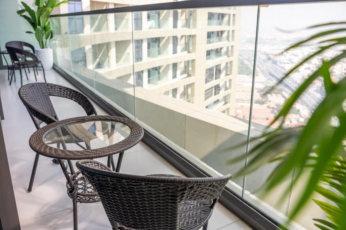 Apartamento Serene 2-bedroom With Views Of The Cityscape At Aykon City Tower C In Business Bay