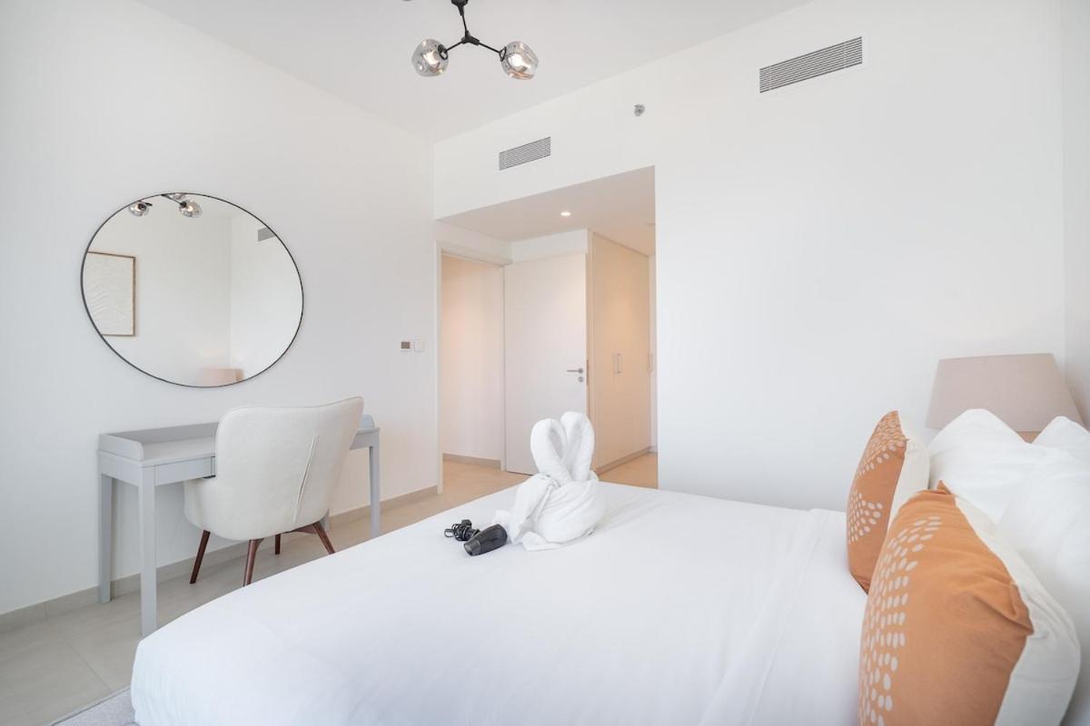 Appartement Elegant 2-bedroom With Comfy Living Area In Downtown *