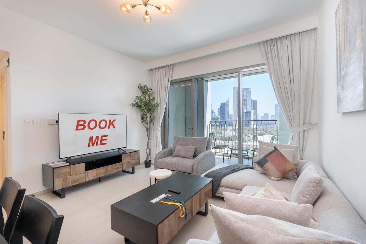 Appartement Elegant 2-bedroom With Comfy Living Area In Downtown Dubaï