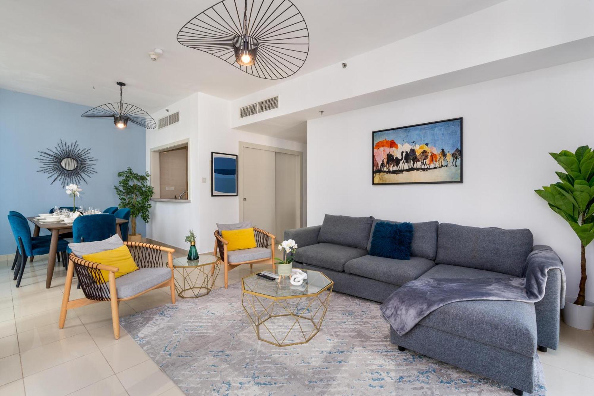 Burj Khalifa Views - 5 Min Walk From Mall - Upgraded - Designer Choice - 8 People - Opera Apartment Dubai