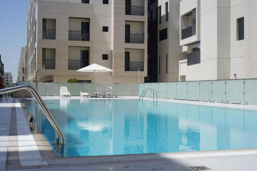 Hayyak Stunning Mirdif Hills Appartement *