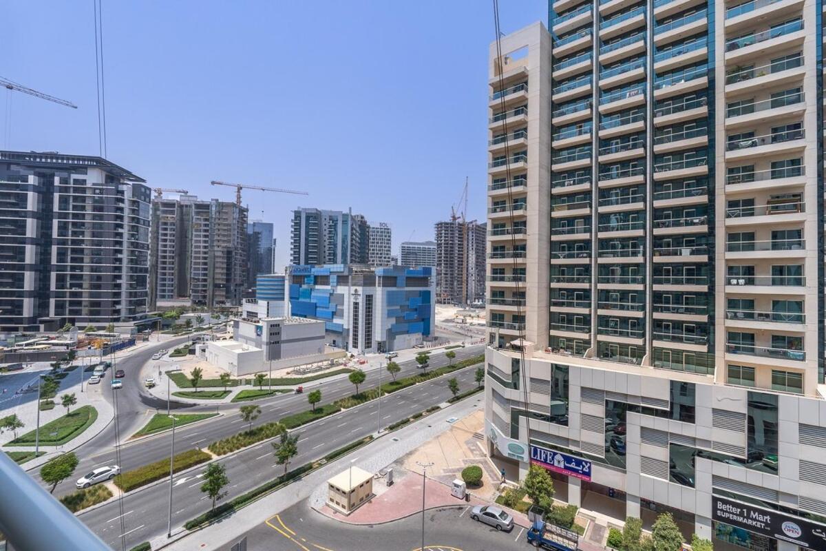 Artistic 1-bedroom Perfect For Couple At Mayfair Tower, Business Bay!
