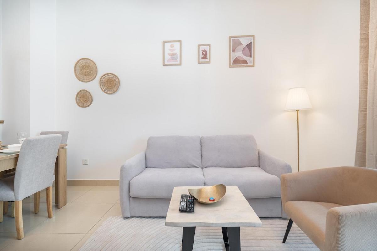 Stylish 1-bedroom In Marina Near The Walk! Apartamento *